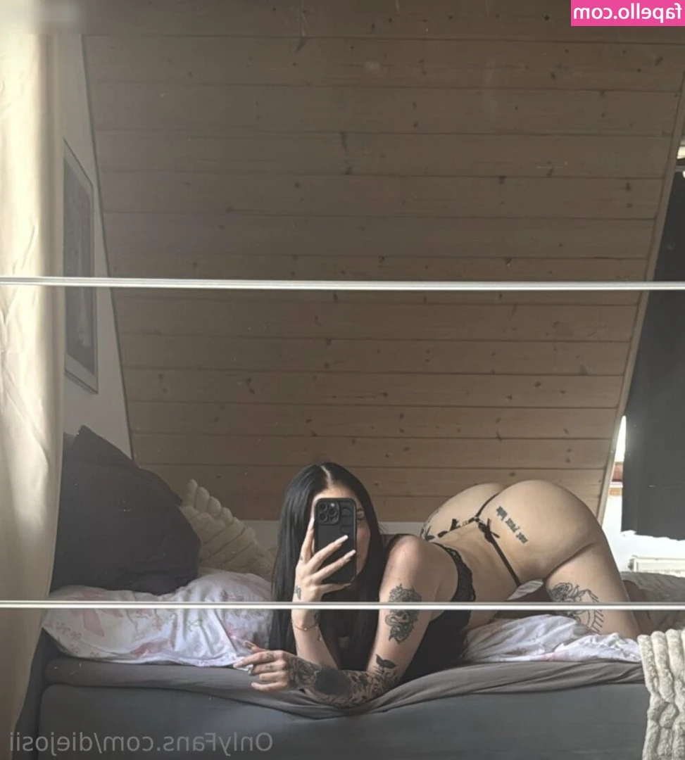 diejosii [ diejosii-9 ] - Kisses to all who get on their knees and beg so nicely xxxx