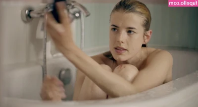 Agyness Deyn [ agyness-deyn ] - Love this fun little NYE set with my friend Noura  Tip  10 here and