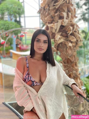 lenaxmalena - I want fake tits
