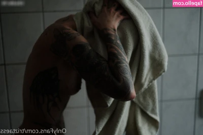 Triz Täss [ triz-tss ] - You NEED to see my smoking hot 🥵🔥 and steamy sexy NEW vid with