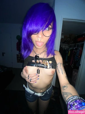 Roachspit - Do you love new content ?! 💋