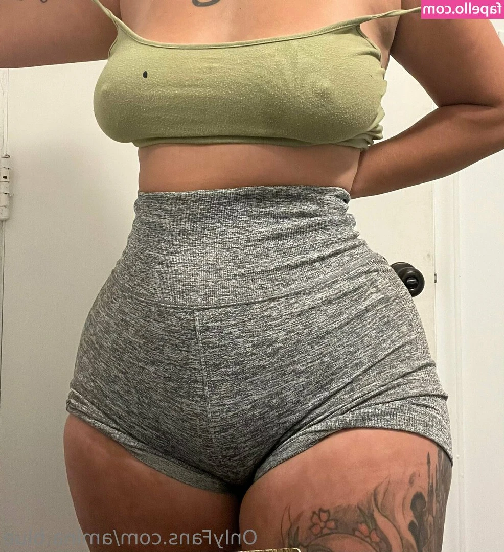 amina.blue [ amina-blue ] - Anyone into post-workout undies
