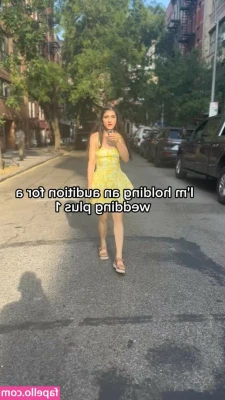 ChefTova - Un FANS me regalo esta sexy lencería roja  Crees q me luce el rojo y