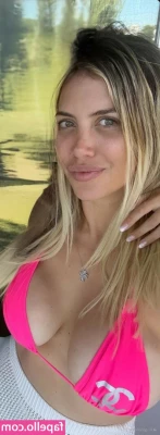 Wanda Nara [ wanda-nara ] - After I finished studying all I could think about was playing with my