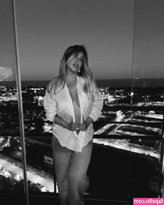 Wanda Nara [ wanda-nara ] - The pressure in my ass is unreal!!! Check Dms😈