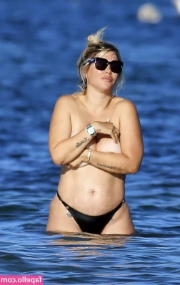 Wanda Nara [ wanda-nara ] - SHORT CLIP   - Of my pretty pussy  amp  boobs