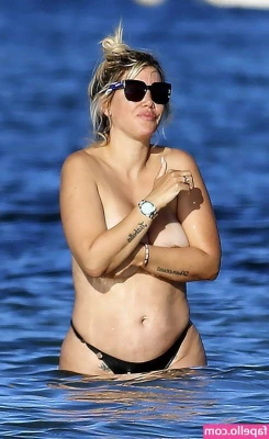 Wanda Nara [ wanda-nara ] - I just love the color red  What do you think