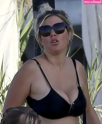 Wanda Nara [ wanda-nara ] - Delved into the archives for this one but what a good cumshot it was
