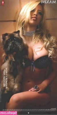 Wanda Nara [ wanda-nara ] - The devil is calling
