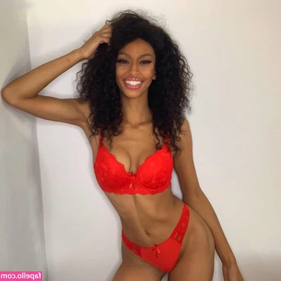 Cecilia Asoro - anybody want to join me in the shower    full shower video for  10