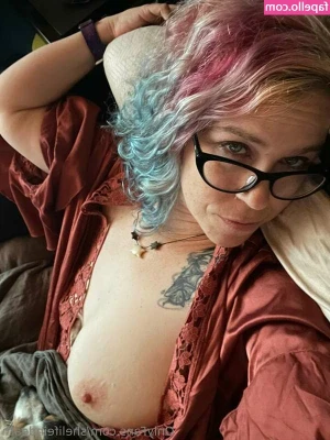 SheLifeinDeath - 💅 Ruined 1 finger milking 💅  Watch subby ruin a huge load