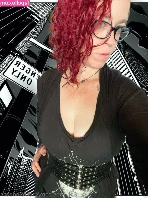 SheLifeinDeath - Playing with my pussy  amp  shoving my ass in your face