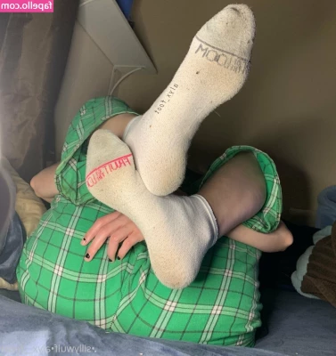 tinykittie - Do you dream of having me, knowing that this tight pussy is out of