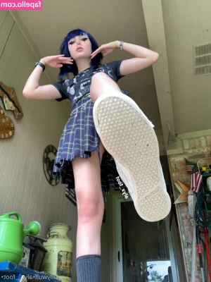 tinykittie - I have a package for you 🍑❤️️