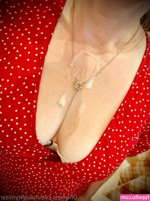 Naughty Mrs R [ naughty-mrs-r ] - Que pele  Vontade de lamber tudo