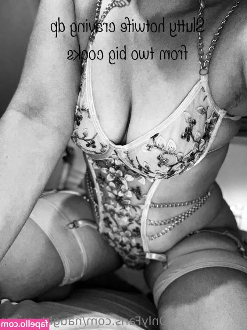 Naughty Mrs R [ naughty-mrs-r ] - Just a little warm up