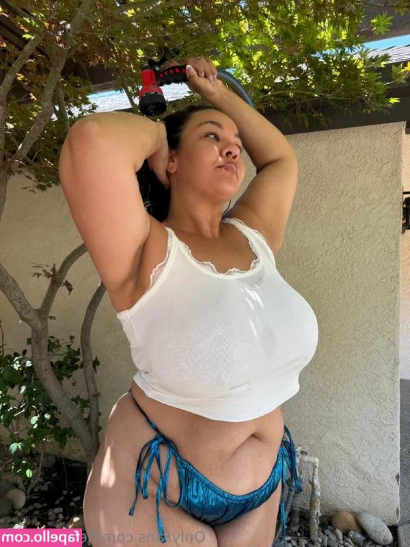 Heather Hicks [ heather-hicks ] - Washing my little body