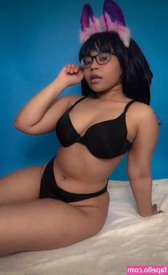 Ria Parker [ ria-parker-1 ] - Merry Christmas to my favorite man whores ❤️