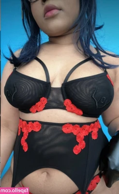 Ria Parker [ ria-parker-1 ] - When in doubt  have a wank in expensive lingerie    free on my VIP 
