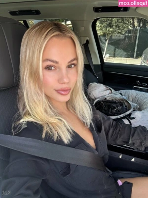 Katelyn (KT) Lordahl [ katelyn-kt-lordahl-3 ] - You and me, right now 😈