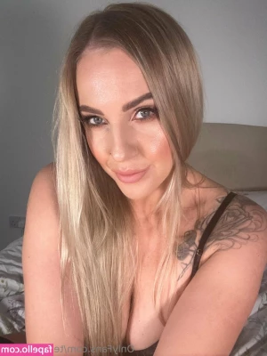 lucy_robinson_vip [ lucy-robinson-vip ] - Happy Valentine s Day my loves   I want to celebrate this day by
