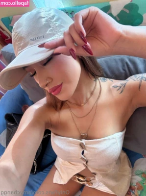 amychangg - Confetti dildo makes me go