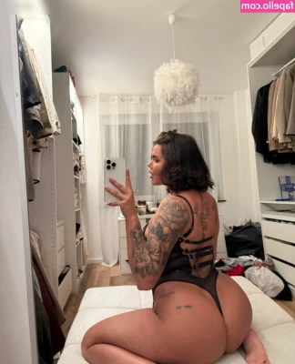 Charlottefdh - Damn guys are quick with the camera  lol