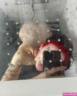 Onlycocochanel - Like  if you like precum