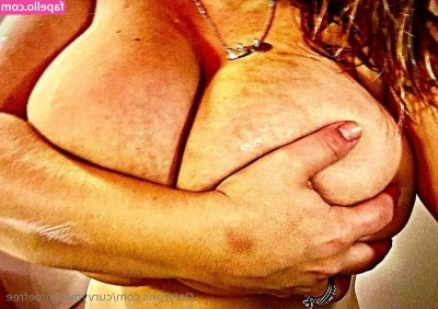 Curvy M Monroe [ curvy-m-monroe ] - Watch me play with this amazing toy  Wanna be it