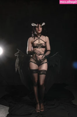 kimekomi_ [ kimekomi ] - Felt like doing this cumshot vid in my short shorts. lots of teasing