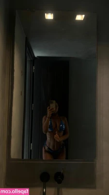 Caitlin strezovski. Caitlinstrez [ caitlin-strezovski-caitlinstrez ] - Watch my PHAT, JUICY A$$ Jiggle in Every. Single. Direction. in