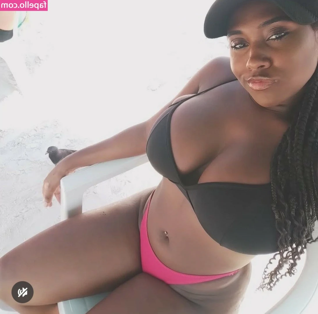 Larissa Fernandes [ larissa-fernandes ] - have a nice day and enjoy my video darling I appreciate your stay