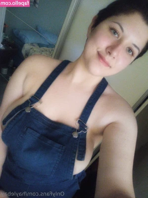 haylebay - You're born with a disgusting and useless cock so your destiny is to