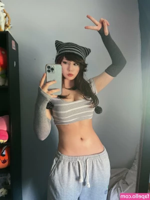 aaebi - Old video  but I should have at least one vid of me shooting a load
