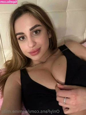 Jasmine Mills [ jasmine-mills ] - Come undress babe quicker