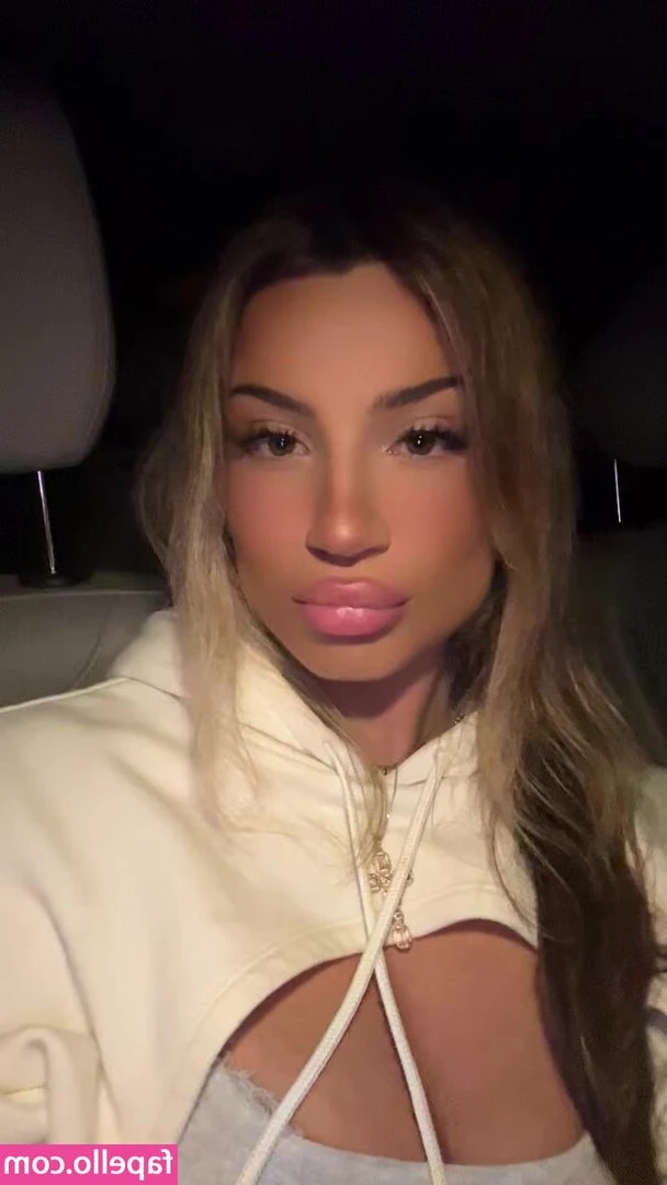  [ leanora-matousi ] - Enjoying the ride 😈