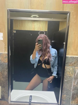 Fergie793 - OH...didnt see you there 🤭🚿