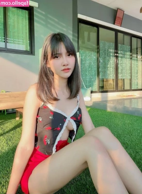 Fernsmile19 - Good morning babes