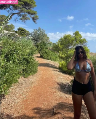 Renata Corvino [ renata-corvino ] - It works sooo good
