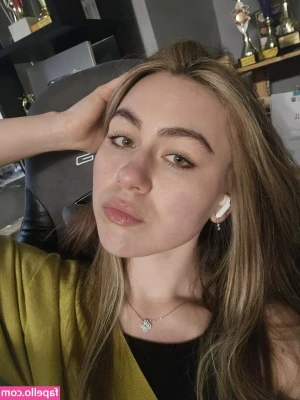 Elizaveta Petrova [ elizaveta-petrova ] - Don t miss this chance to get a custom video with my hot girlfriend 