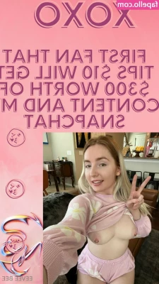Eevee Bee [ eevee-bee ] - Time for nudes!🤩✨ then some ass clapping
