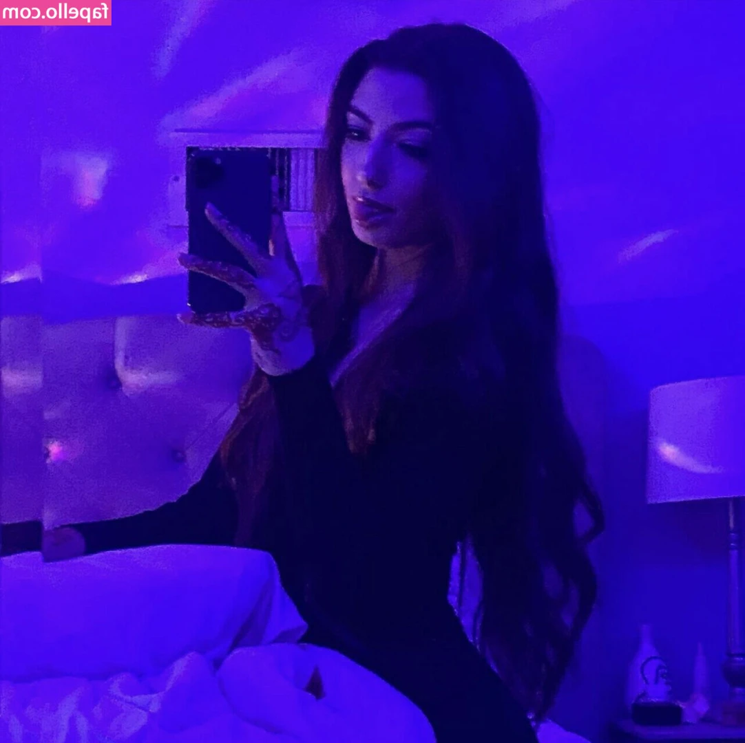 razki.a [ razki-a ] - No more onlyfan sexual content ban