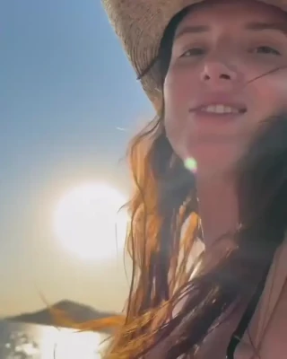 Bella Thorne [ bella-thorne-56 ] - Happy Hump   day