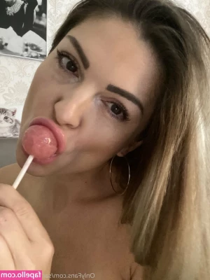 sarahmontanavip - Ready to get soaking wet