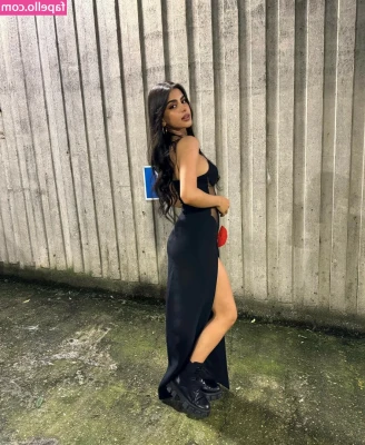 Maria Taktouk [ maria-taktouk ] - Peek a boo   Leave me a comment telling me something you ve always