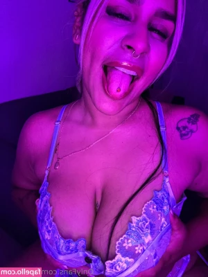 perla.rosa [ perla-rosa-1 ] - POV  you turn up for you tattoo appointment