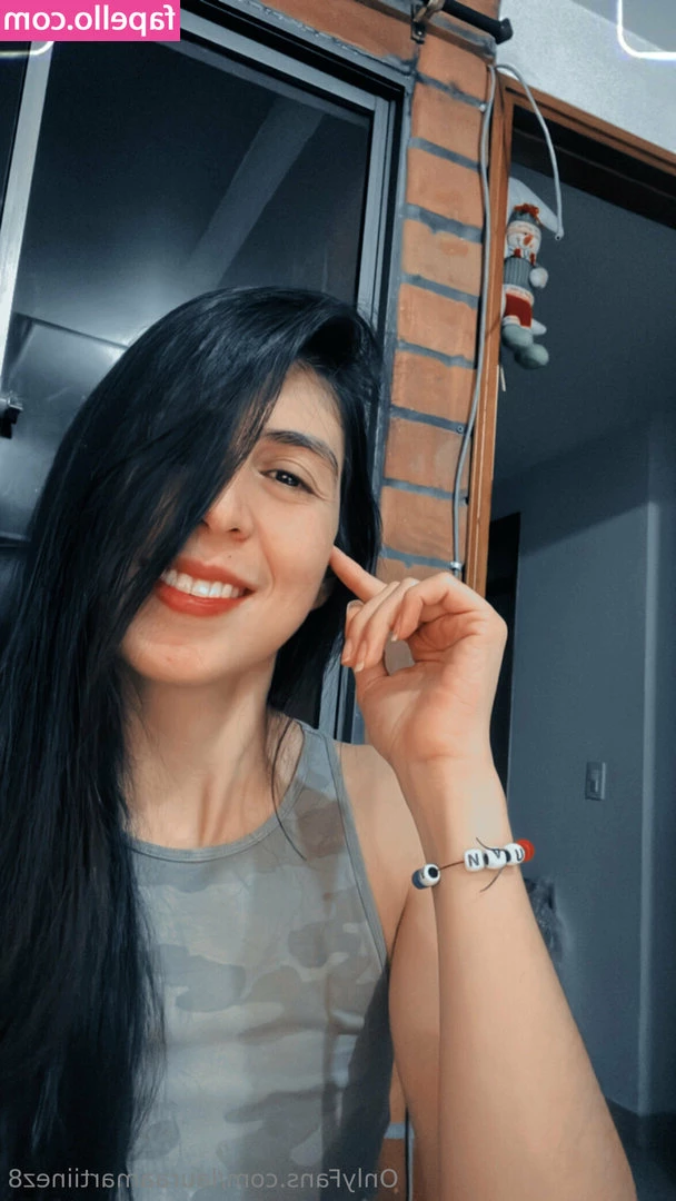 lauraamartiinez8 - Empújalo profundo