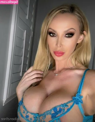 nikkibenzfree - I miss Halloween