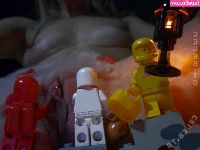 CityofEloquenti - Using my new toy  Thinking of a big cock taking me  Making me squirt