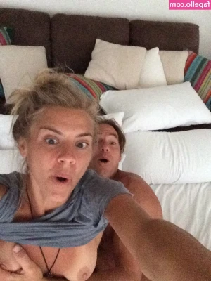 Eliza Coupe [ eliza-coupe ] - ก คนก เหม อนเด ม ถ ายส กพ